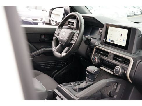 Used 2024 Toyota Tacoma SR image 14