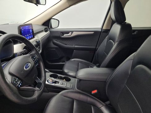 Used 2020 Ford Escape SE Sport image 17