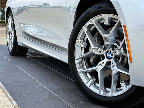 New 2025 BMW 330i xDrive 330i xDrive w/ Convenience Package image 2