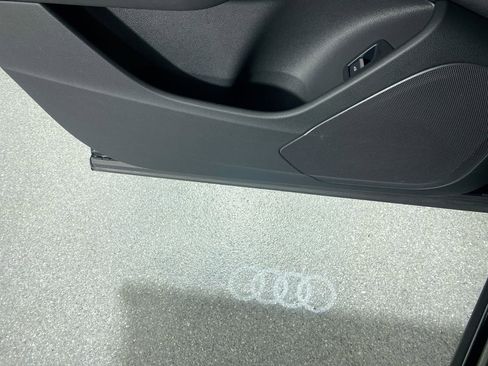 Used 2023 Audi Q7 2.0T Premium image 12