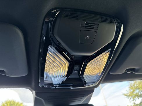 Used 2025 BMW X5 xDrive50e w/ Parking Assistance Package image 24