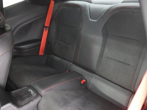 Used 2019 Chevrolet Camaro ZL1 RWD image 9