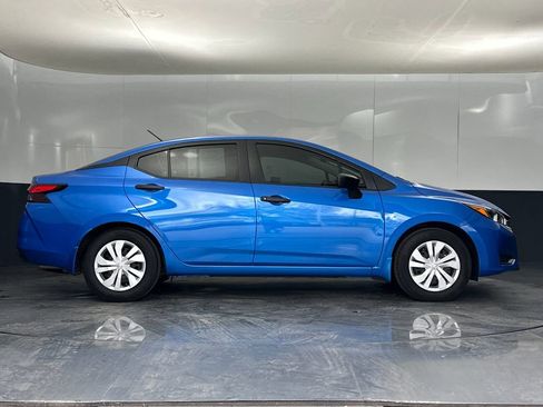 Used 2023 Nissan Versa S w/ Electronics Package image 2