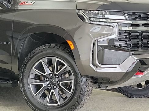 Certified 2021 Chevrolet Tahoe Z71 w/ Z71 Signature Package AWD/4WD image 2