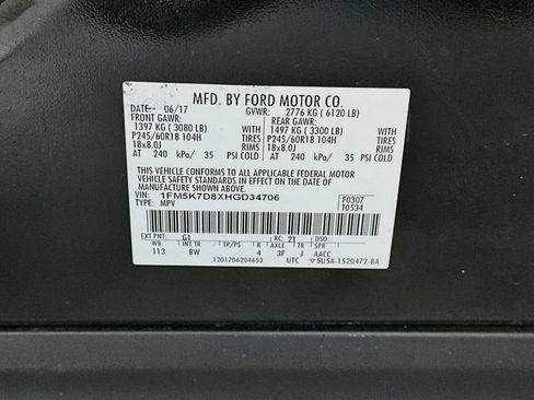 Used 2017 Ford Explorer XLT w/ Equipment Group 202A FWD image 35