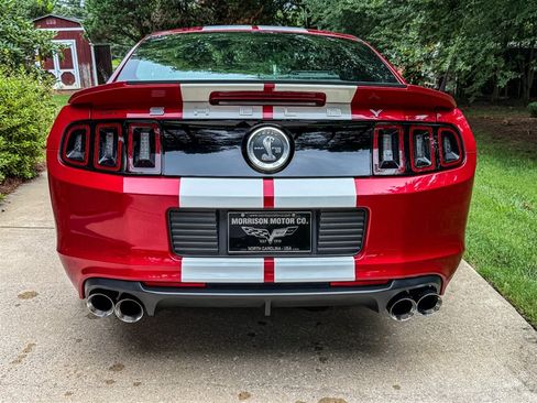 Used 2013 Ford Mustang Shelby GT500 RWD image 35