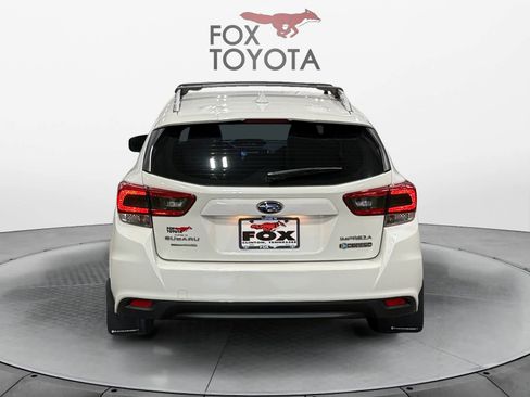 Used 2018 Subaru Impreza 2.0i Premium image 5