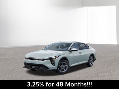 New 2025 Kia K4 LXS
