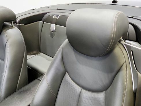 Used 2005 Mercedes-Benz SL 500 image 23
