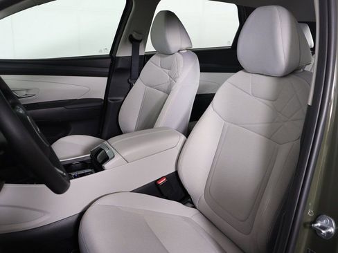Certified 2025 Hyundai Tucson SE AWD/4WD image 24