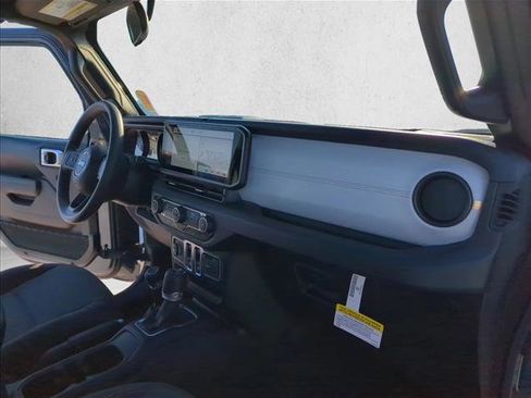 Used 2025 Jeep Wrangler Sport image 24