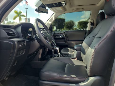 Used 2022 Toyota 4Runner TRD Off-Road Premium image 19