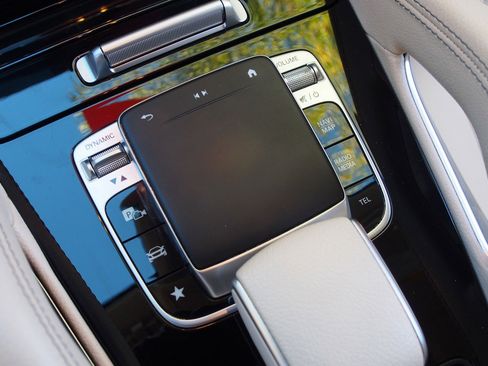 Used 2020 Mercedes-Benz GLE 350 GLE 350 image 25