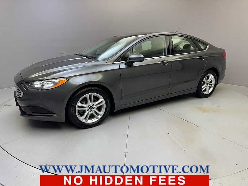 Used 2018 Ford Fusion SE FWD image 1