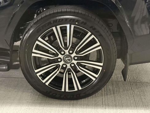 New 2026 Lexus LX 700h Luxury w/ Appearance Package AWD/4WD image 12