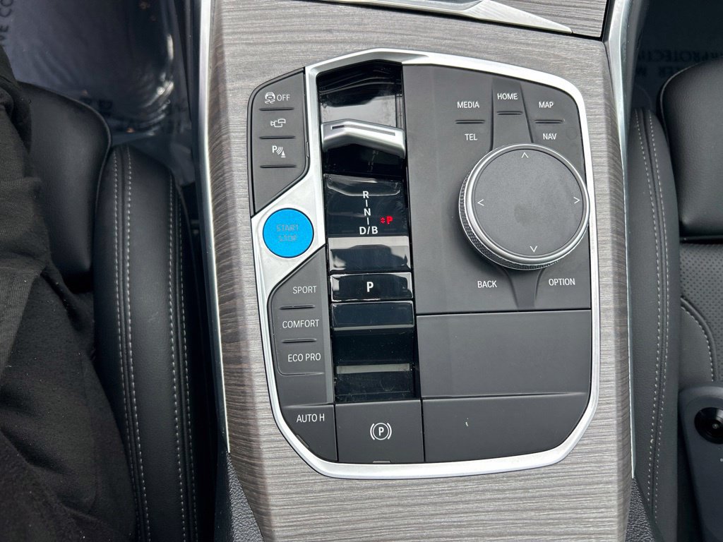 Used 2025 BMW i4 eDrive40 RWD image 45