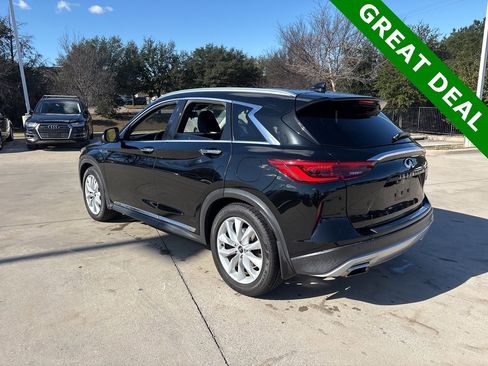 Used 2019 INFINITI QX50 Essential w/ Premium Heat Package image 7