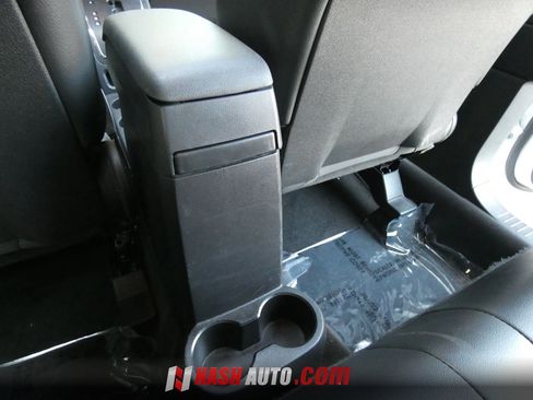 Used 2016 Jeep Patriot High Altitude FWD image 46