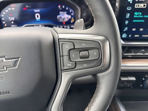 Used 2024 Chevrolet Silverado 1500 LT Trail Boss w/ Convenience Package II image 15