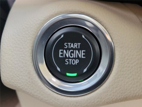 Used 2023 Buick Envision Preferred image 30