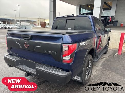 Used 2023 Nissan Titan PRO-4X w/ Pro-4x Convenience Package image 4