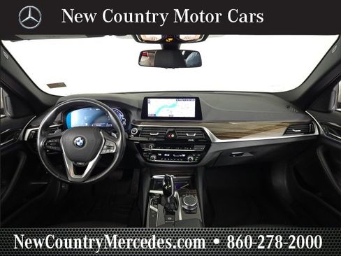 Used 2020 BMW 530e xDrive 530e xDrive iPerformance w/ Premium Package image 18