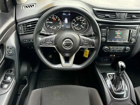 Used 2020 Nissan Rogue Sport S w/ Appearance Package image 11