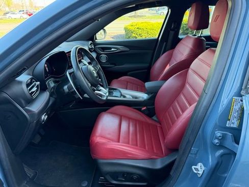 Used 2024 Dodge Hornet R/T Plus w/ Tech Pack Plus w/o Parking image 13