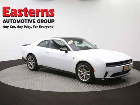 Used 2024 Dodge Charger Daytona Scat Pack w/ Plus Group AWD/4WD image 50