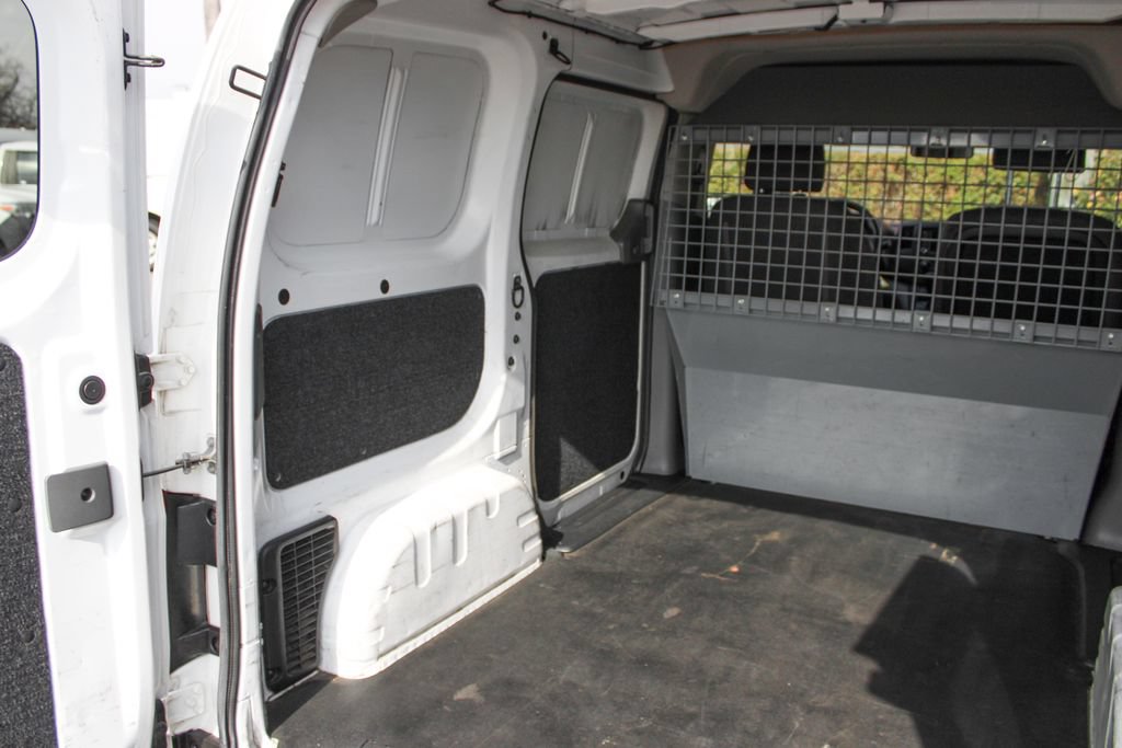 Used 2020 Nissan NV200 S w/ Back Door Glass Package FWD image 9