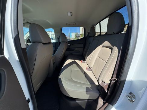 Used 2017 GMC Canyon SLT w/ Driver Alert Package image 13