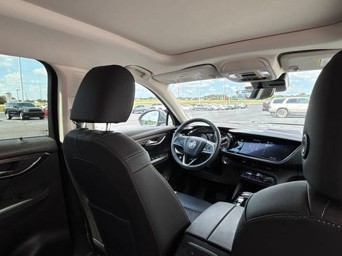 Used 2023 Buick Envision Avenir FWD image 32
