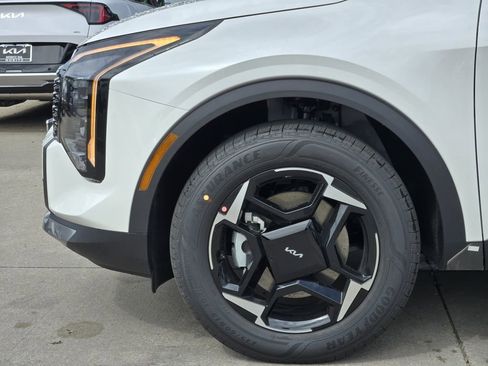 New 2026 Kia Sportage EX AWD/4WD image 6
