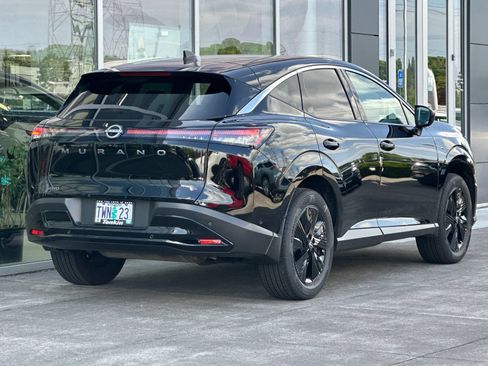 Used 2025 Nissan Murano SV AWD/4WD image 3