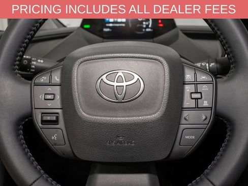 Used 2026 Toyota Prius LE FWD image 17
