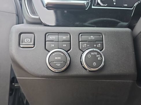 New 2026 GMC Sierra 1500 SLE AWD/4WD image 25