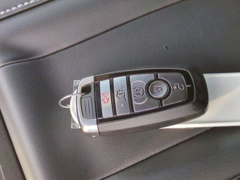 New 2025 Ford Expedition Platinum w/ Stealth Performance Package image 36