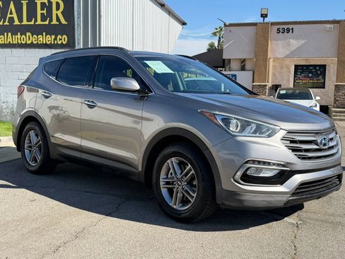 Used 2017 Hyundai Santa Fe Sport FWD image 4