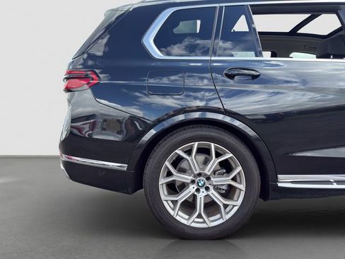 Used 2024 BMW X7 xDrive40i AWD/4WD image 23