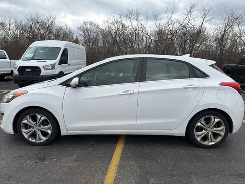 Used 2014 Hyundai Elantra GT w/ Option Group 02 image 2