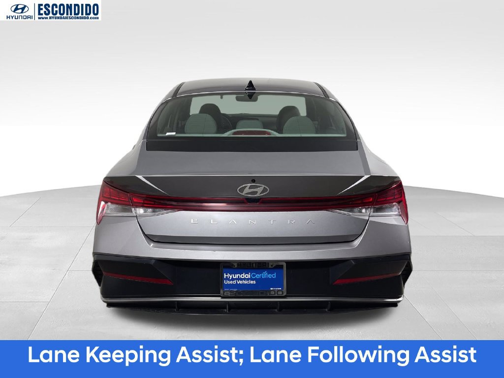 Certified 2025 Hyundai Elantra SEL FWD image 4