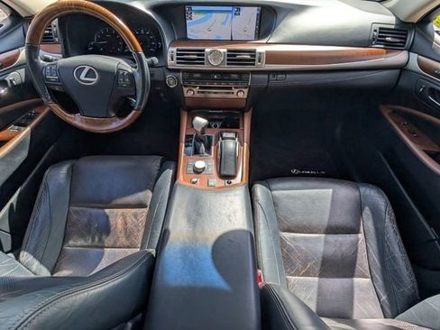 Used 2016 Lexus LS 460 image 11