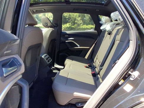 New 2026 Audi Q5 Premium Plus AWD/4WD image 19