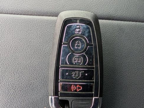 Used 2024 Lincoln Nautilus Reserve w/ Jet Appearance Package (87T) image 29