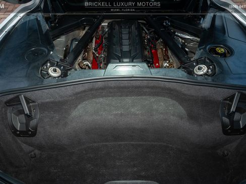 Used 2020 Chevrolet Corvette Stingray w/ Z51 Performance Package image 28