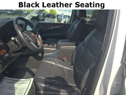 Used 2018 Cadillac Escalade Luxury image 4