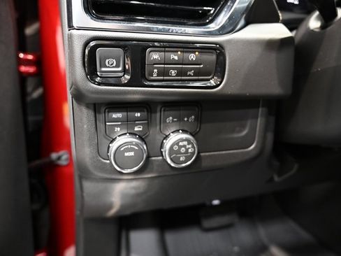 New 2026 GMC Yukon Elevation w/ LPO, Floor Liner Package image 24