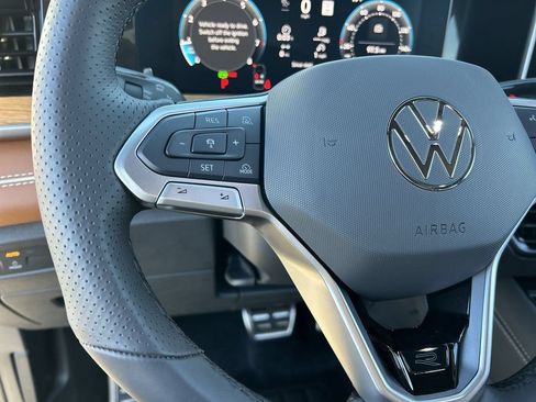 New 2026 Volkswagen Tiguan SEL R-Line AWD/4WD image 20