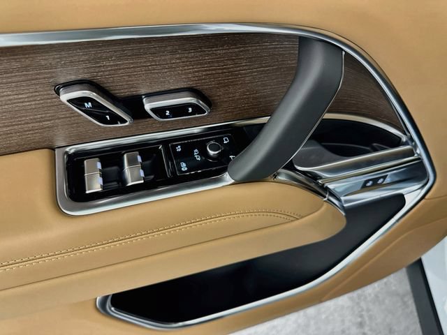 New 2026 Land Rover Range Rover SE AWD/4WD image 18