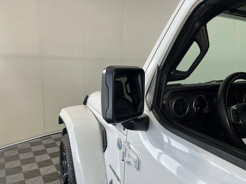 Used 2023 Jeep Wrangler Unlimited Sahara w/ Cold Weather Group AWD/4WD image 14